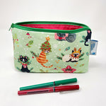 5x8 Zipper Pouch - Grouchy Christmas Cats